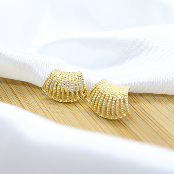 Stylish Chic Earrings - 18k Gold Filled